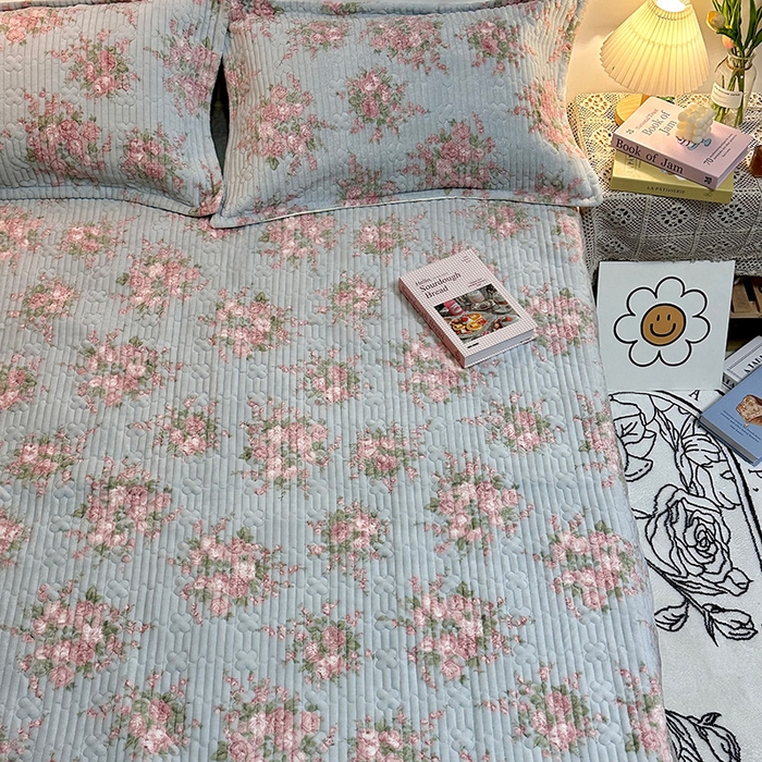 91家纺网 家纺一手货源 找家纺 慕晨 2024新款高克重A类牛奶绒印花豆豆绒夹棉单床盖三件被套四件套 浮生若梦