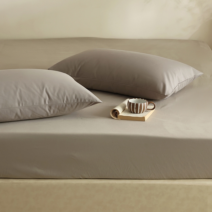 91家纺网 家纺一手货源 找家纺 轩和家居 2024新款50S长绒棉磨毛单枕套 摩登灰