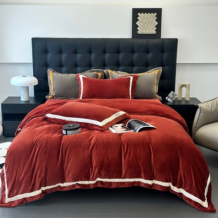 JUICY 橘滋家纺 2024新款顶奢280克全消光牛奶绒四件套--柏林邂逅 柏林邂逅-勃肯红