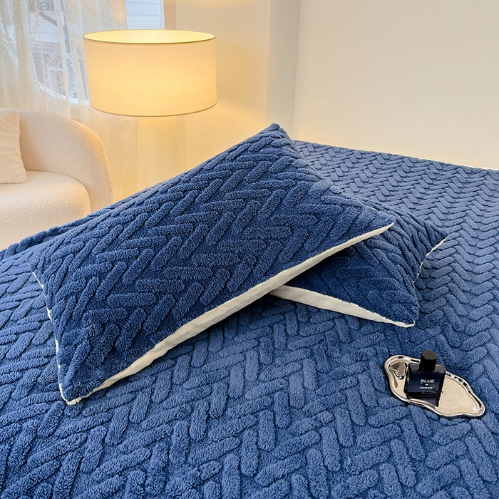 91家纺网 家纺一手货源 找家纺 锦润家纺 2024新款双面塔芙绒枕套一对 塔芙绒-深蓝