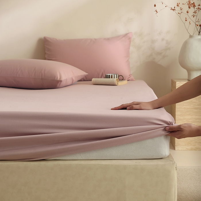 91家纺网 家纺一手货源 找家纺 轩和家居 2024新款50S长绒棉磨毛单床笠 丁香色