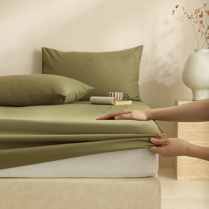 91家纺网 家纺一手货源 找家纺 轩和家居 2024新款50S长绒棉磨毛单床笠 军绿