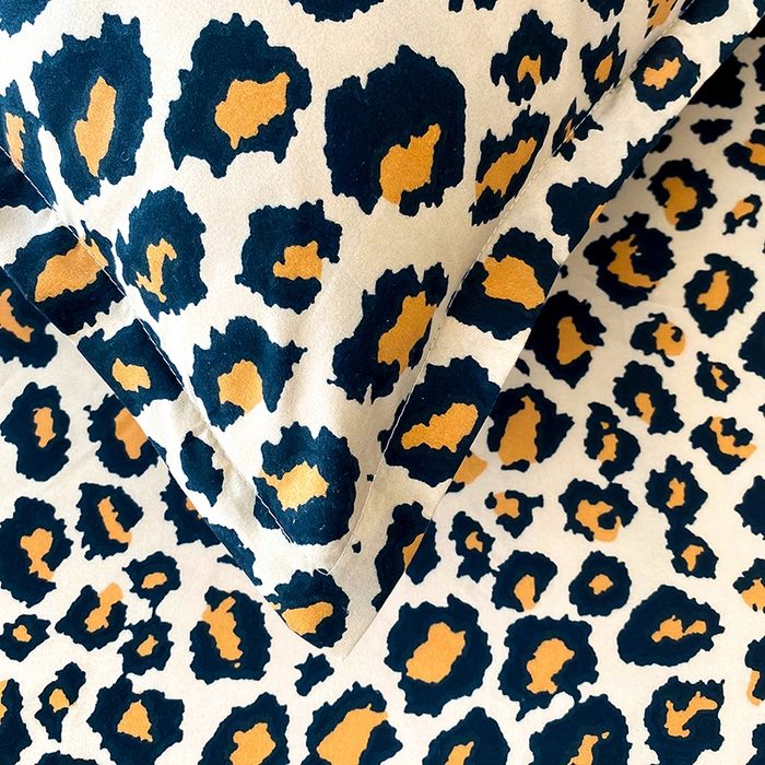 91家纺网 家纺一手货源 找家纺 梵巢 家纺芦荟棉枕套磨毛化纤枕套48*74cm 豹纹