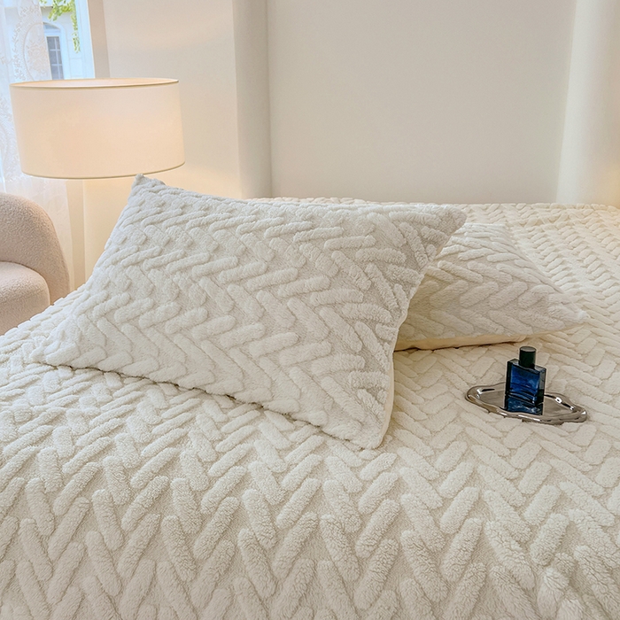 91家纺网 家纺一手货源 找家纺 锦润家纺 2024新款双面塔芙绒枕套一对 塔芙绒-米白