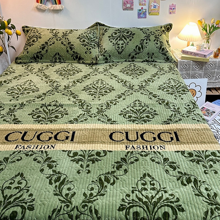 91家纺网 家纺一手货源 找家纺 慕晨 2024新款高克重A类牛奶绒印花豆豆绒夹棉单床盖三件被套四件套 时尚大牌