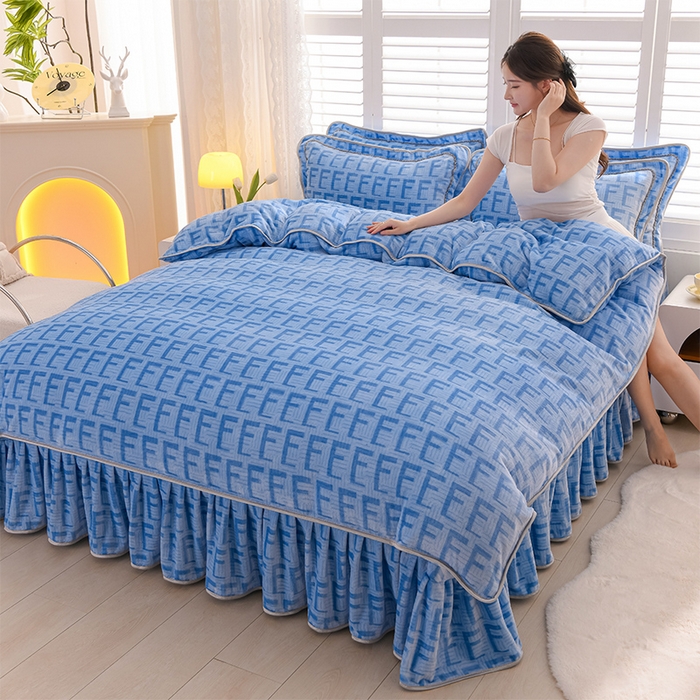 91家纺网 家纺一手货源 找家纺 梦莱情纺2024新款8.5斤牛奶绒四件套日产12000套 曙光-蓝