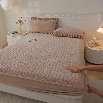 91家纺网 家纺一手货源 找家纺 （总）怡源梦 2024新款牛奶绒床笠-甜心公主