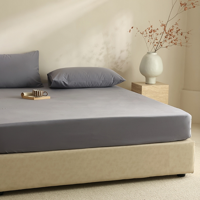 91家纺网 家纺一手货源 找家纺 轩和家居 2024新款50S长绒棉磨毛单床笠 蓝莓紫