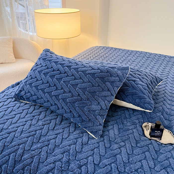 91家纺网 家纺一手货源 找家纺 锦润家纺 2024新款双面塔芙绒枕套一对 塔芙绒-深蓝