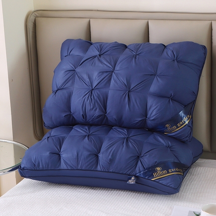 万聚凯枕芯 2024新款扭花枕头枕芯 深蓝