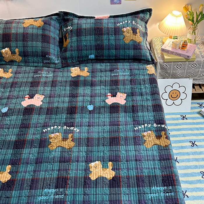 91家纺网 家纺一手货源 找家纺 慕晨 2024新款高克重A类牛奶绒印花豆豆绒夹棉单床盖三件被套四件套 格子猫猫