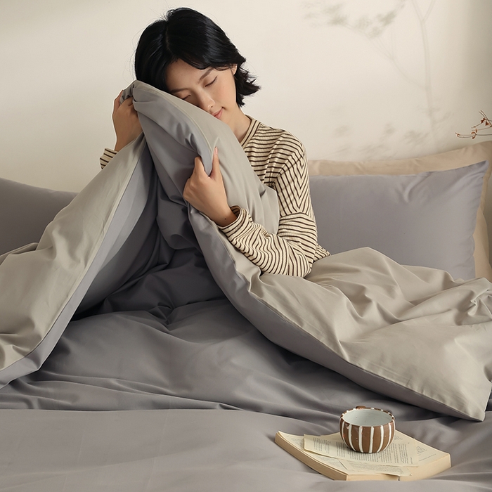 91家纺网 家纺一手货源 找家纺 轩和家居 2024新款50S长绒棉磨毛单被套 中灰+摩登灰