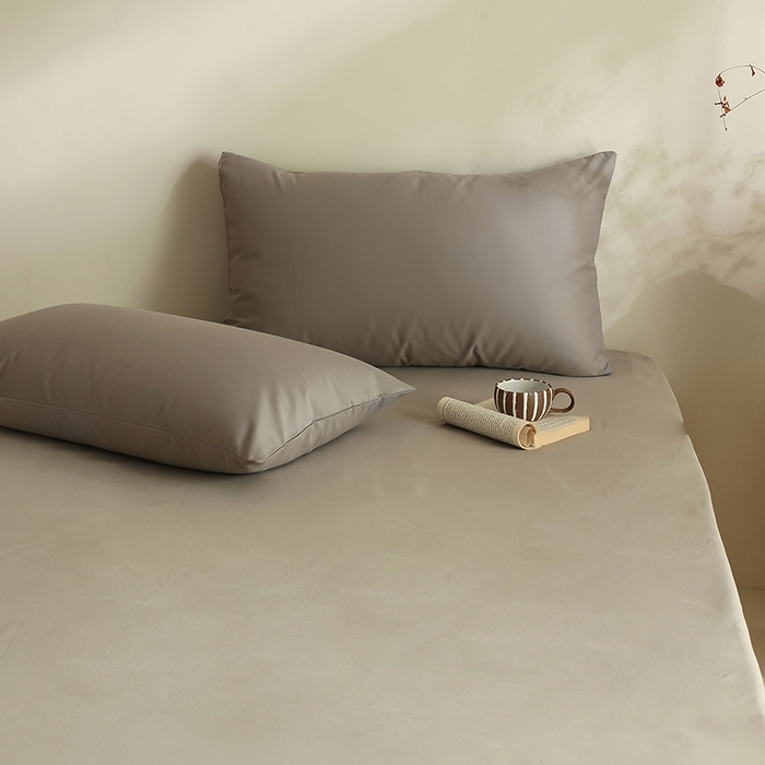 91家纺网 家纺一手货源 找家纺 轩和家居 2024新款50S长绒棉磨毛单枕套 摩登灰