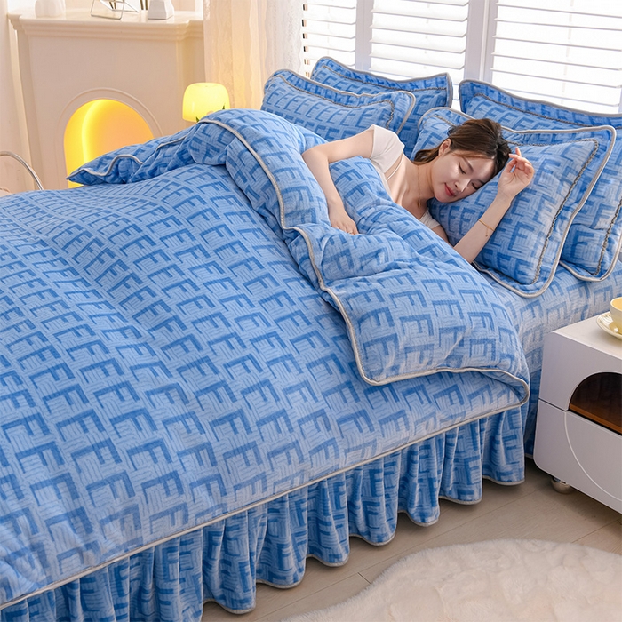 91家纺网 家纺一手货源 找家纺 梦莱情纺2024新款8.5斤牛奶绒四件套日产12000套 曙光-蓝