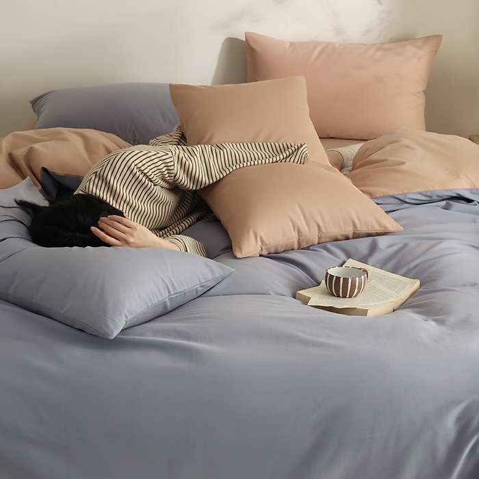 91家纺网 家纺一手货源 找家纺 轩和家居 2024新款50S长绒棉磨毛单被套 蓝莓紫+焦糖橙