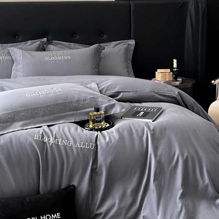 91家纺网 家纺一手货源 找家纺 安妮家居 2024新款A类云锦长绒棉全棉磨毛四件套含礼盒包装 云锦-蓝灰