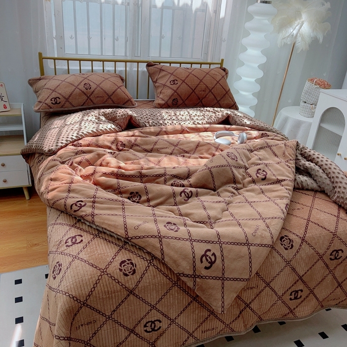 91家纺网 家纺一手货源 找家纺 暖居 2024新款牛奶绒豆豆被床盖四件套 潮牌咖