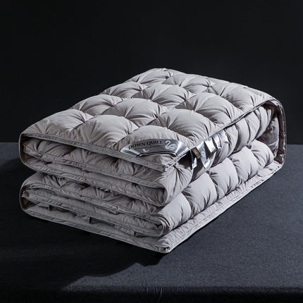 91家纺网 家纺一手货源 找家纺 （总）绒研羽绒 2025新款60支长绒棉95白鹅绒立体扭花被