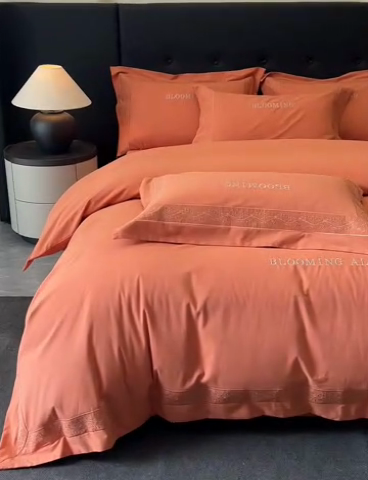 91家纺网 家纺一手货源 找家纺 安妮家居 2024新款A类云锦长绒棉全棉磨毛四件套含礼盒包装 云锦-橘色