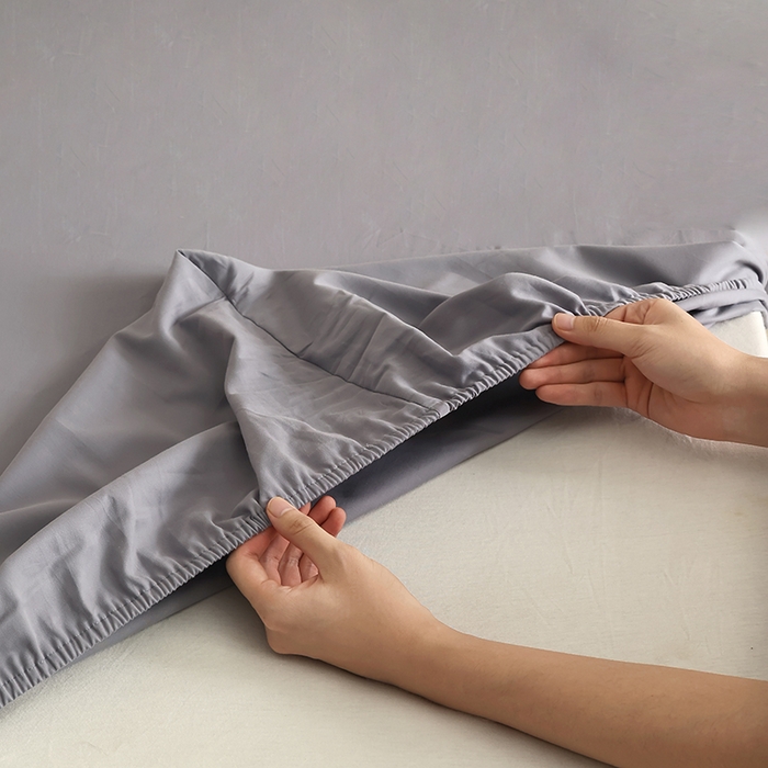 91家纺网 家纺一手货源 找家纺 轩和家居 2024新款50S长绒棉磨毛单床笠 蓝莓紫