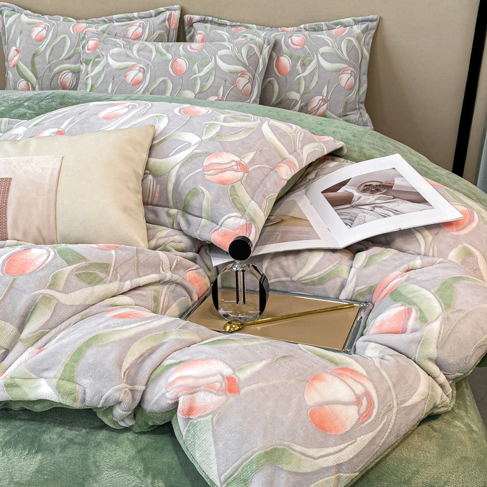 91家纺网 家纺一手货源 找家纺 金喜 2024新款加厚保暖230克高克重牛奶绒四件套雕花绒四件套-牛奶绒雕花系列 幽香恋曲