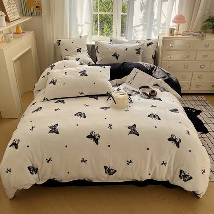 91家纺网 家纺一手货源 找家纺 （总）顾里家纺 2024新款加厚牛奶绒ins奶油治愈系少女心保暖四件套系列-风格二