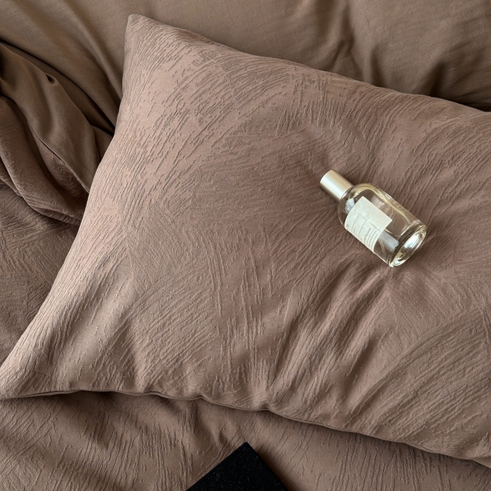 91家纺网 家纺一手货源 找家纺 梦享生活家居 2024新款全棉肌理纹系列四件套-素写 素写-可可棕