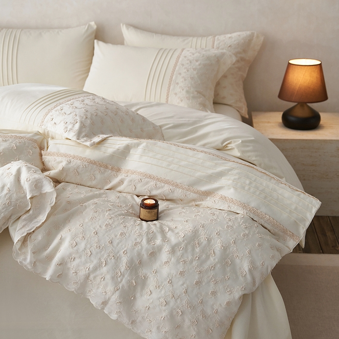 91家纺网 家纺一手货源 找家纺 安莱生活 2024新款100支全棉磨毛高工艺四件套-卡蜜儿 卡蜜儿-珍珠白