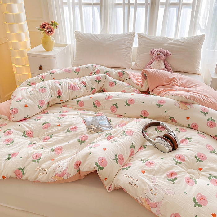 91家纺网 家纺一手货源 找家纺 魅图家纺 2025新款A类超柔云朵棉棉花被 曼塔玫瑰