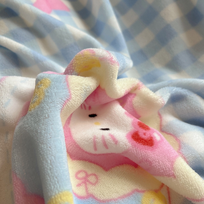 91家纺网 家纺一手货源 找家纺 顾里家纺 2024新款加厚牛奶绒ins奶油治愈系少女心保暖四件套系列-风格二 蛋糕花猫