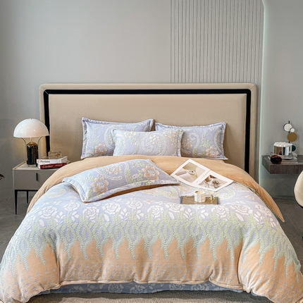 91家纺网 家纺一手货源 找家纺 金喜 2024新款加厚保暖230克高克重牛奶绒四件套雕花绒四件套-牛奶绒雕花系列 春风来过