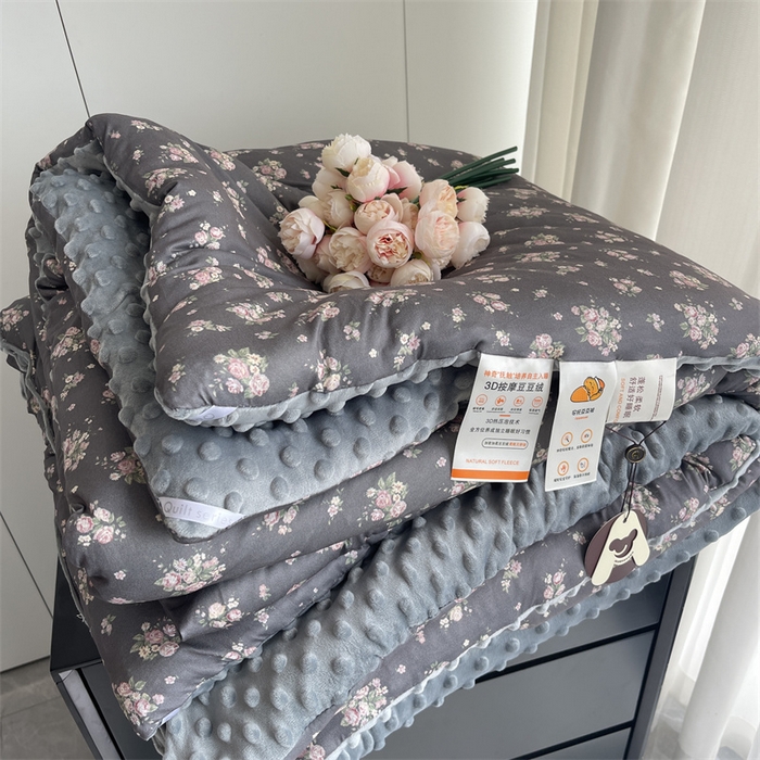 91家纺网 家纺一手货源 找家纺 奈萝家纺 2024新款秋冬印花针织棉豆豆绒春秋被冬被 茶野