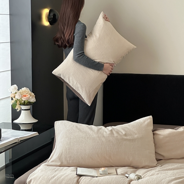 91家纺网 家纺一手货源 找家纺 梦享生活家居 2024新款全棉肌理纹系列四件套-素写 素写-奶白可可棕双拼