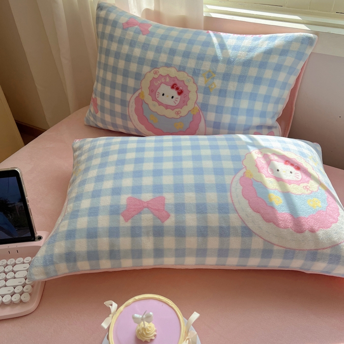 91家纺网 家纺一手货源 找家纺 顾里家纺 2024新款加厚牛奶绒ins奶油治愈系少女心保暖四件套系列-风格二 蛋糕花猫