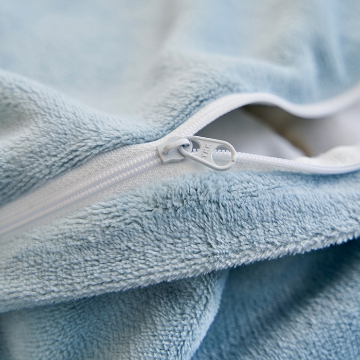 91家纺网 家纺一手货源 找家纺 黛舒家居 2024新款240克臻棉绒立体贴布绣四件套 顽皮象蓝