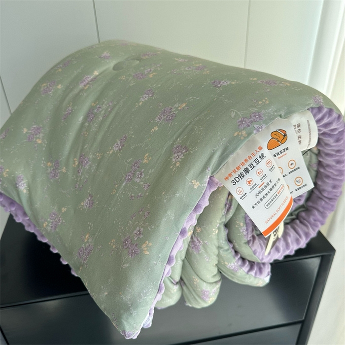 91家纺网 家纺一手货源 找家纺 奈萝家纺 2024新款秋冬印花针织棉豆豆绒春秋被冬被 梦境