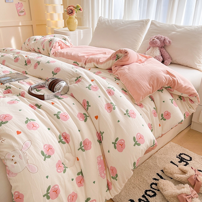 91家纺网 家纺一手货源 找家纺 魅图家纺 2025新款A类超柔云朵棉棉花被 曼塔玫瑰