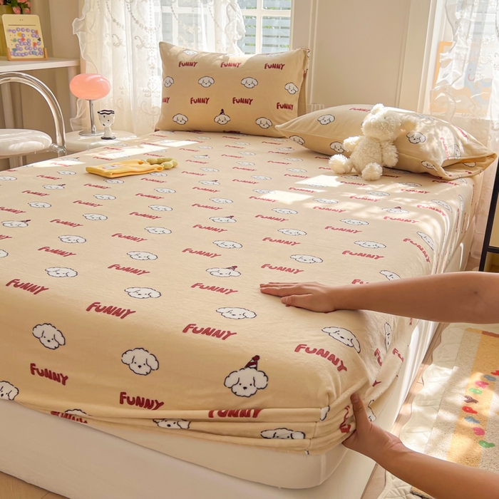 91家纺网 家纺一手货源 找家纺 吉象家纺 2024新款牛奶绒卡通印花单床笠 乐趣狗