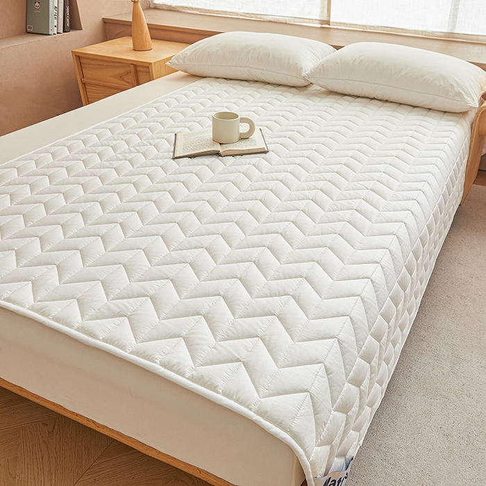 91家纺网 家纺一手货源 找家纺 丽诺床垫 2024新款升级款全棉13372抗菌防滑床护垫白色