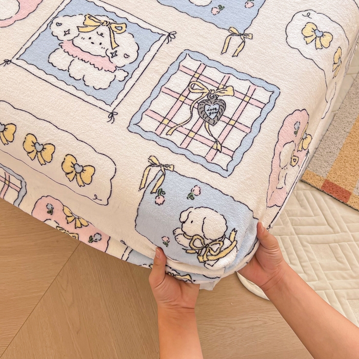 91家纺网 家纺一手货源 找家纺 吉象家纺 2024新款牛奶绒卡通印花单床笠 卡哇伊狗狗