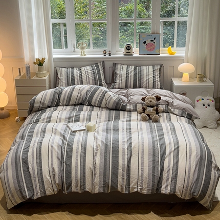 91家纺网 家纺一手货源 找家纺 水墨江南 2024新款水洗棉四件套 中灰条