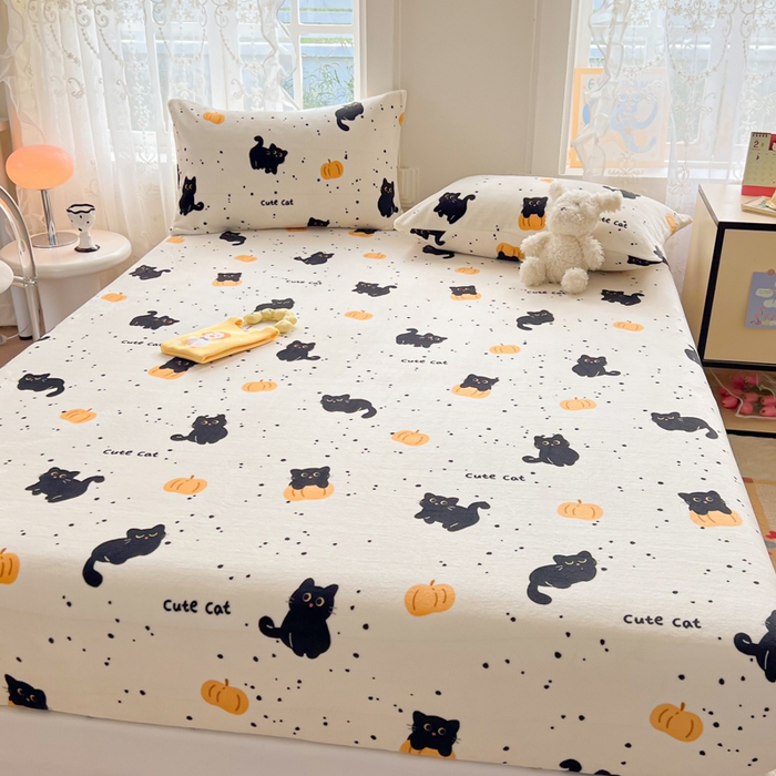 91家纺网 家纺一手货源 找家纺 吉象家纺 2024新款牛奶绒卡通印花单床笠 南瓜猫