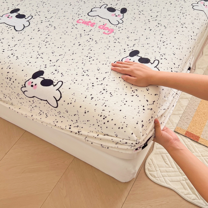 91家纺网 家纺一手货源 找家纺 吉象家纺 2024新款牛奶绒卡通印花单床笠 修狗