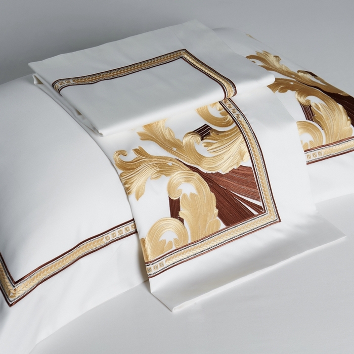 91家纺网 家纺一手货源 找家纺 缔缦 2024新款定织新布种S140系列刺绣拼角工艺四件套-威廉皇室 威廉皇室 贵族白