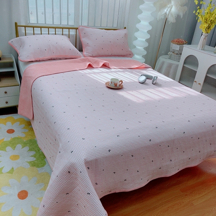 91家纺网 家纺一手货源 找家纺 2024新款棉加绒双面两用四季款床盖三件套 粉蝶