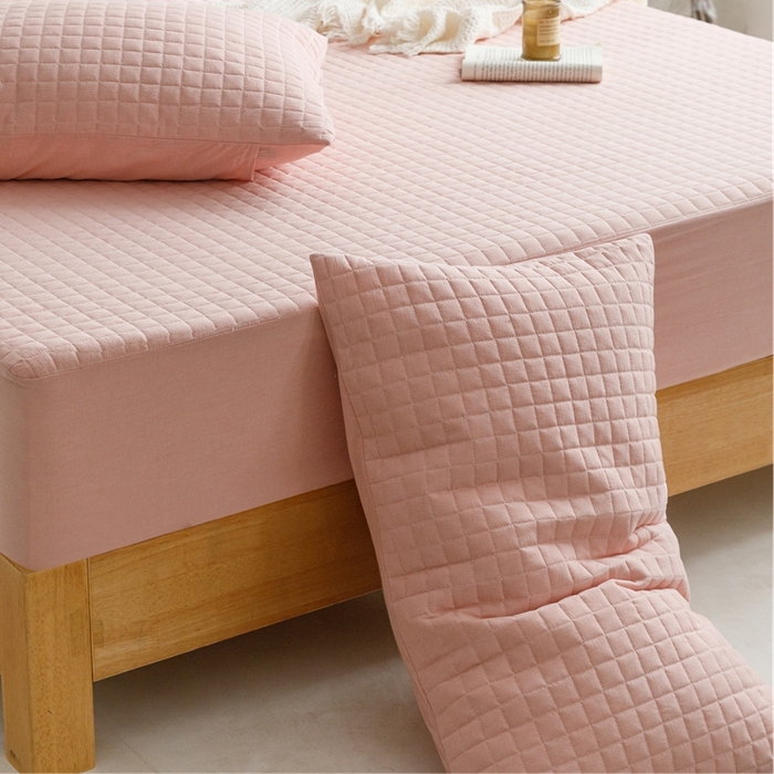 91家纺网 家纺一手货源 找家纺 忘忧草 2024新款全棉色织水洗棉夹棉枕套-格韵 格韵-粉玉