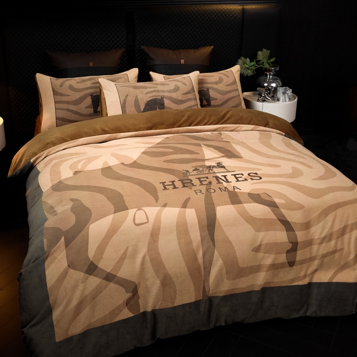 91家纺网 家纺一手货源 找家纺 新方向 2025新款240克A类全消光数码印花牛奶绒四件套-奥弗恩 咖啡