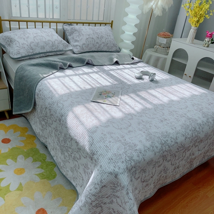 91家纺网 家纺一手货源 找家纺 2024新款棉加绒双面两用四季款床盖三件套 月季