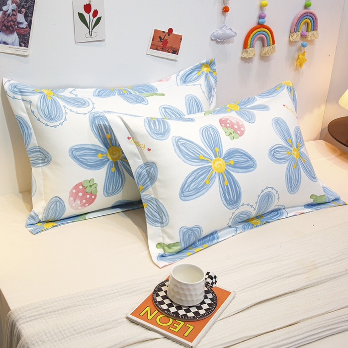 91家纺网 家纺一手货源 找家纺 芯宜佳 2024新款印花枕套 草莓花海