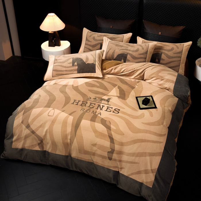 91家纺网 家纺一手货源 找家纺 新方向 2025新款240克A类全消光数码印花牛奶绒四件套-奥弗恩 咖啡